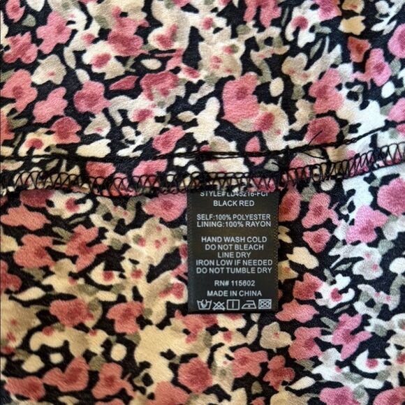 Lush Floral Long Sleeve Dress - Picture 5 of 6